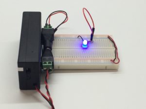 teach a electronics class without computers