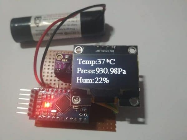 completed arduino weather station with battery pack