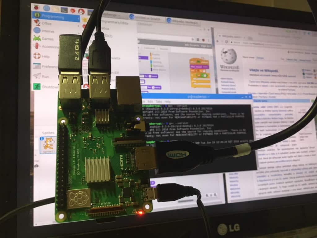 Raspberry Pi IoT project and online courses